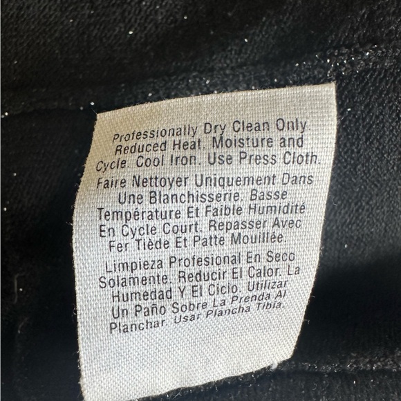 DKNY Women’s Shimmery Black Silk Blend Oversized Sleeveless V-Neck Top- Size 4 - Picture 6 of 10